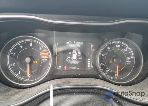 2019 Jeep Cherokee Latitude from USA, damaged, VIN 1C4PJMCB8KD400125